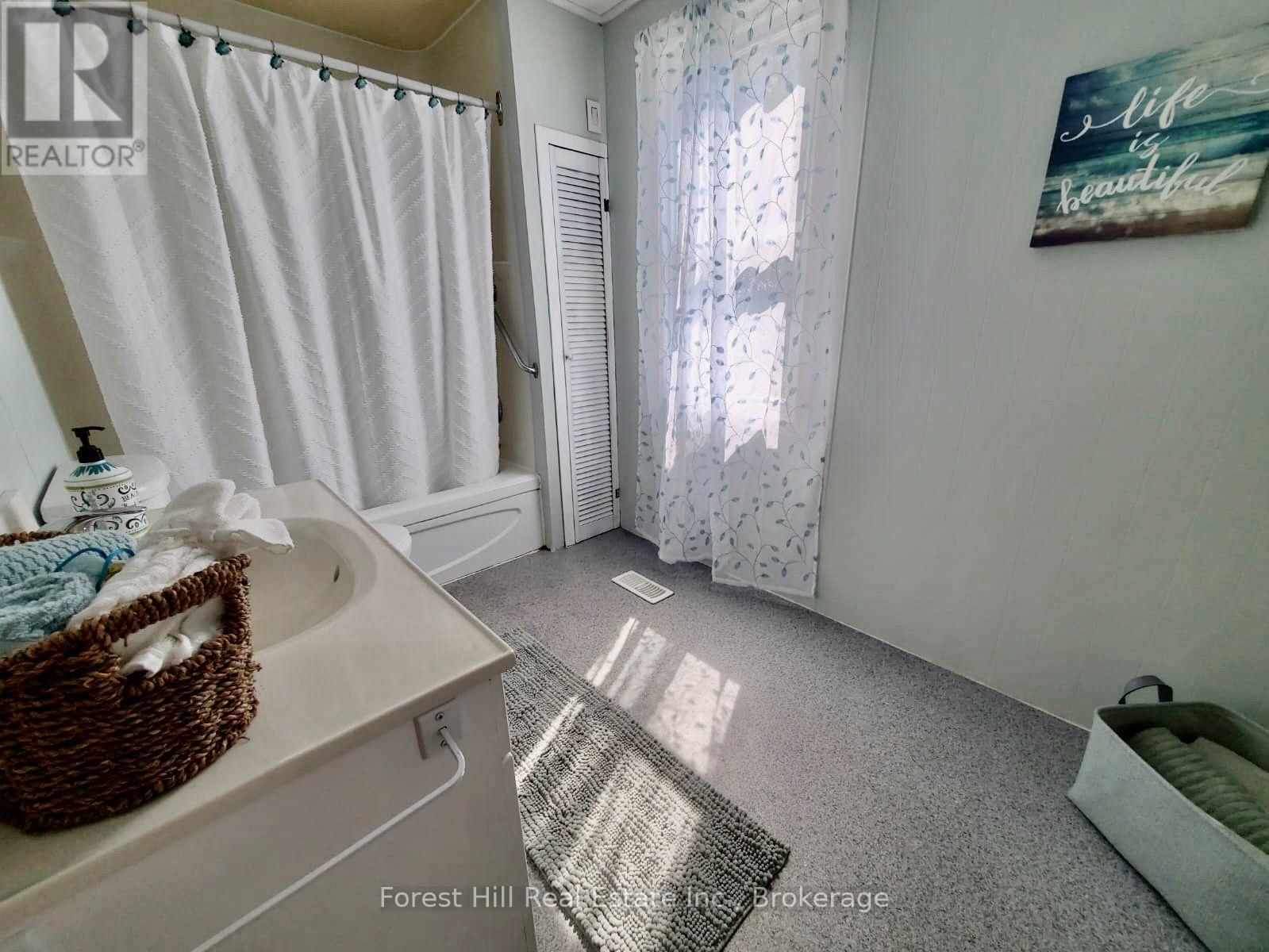 9 Spruce Glen Road, Huntsville, Ontario  P1H 1C9 - Photo 17 - X13647636