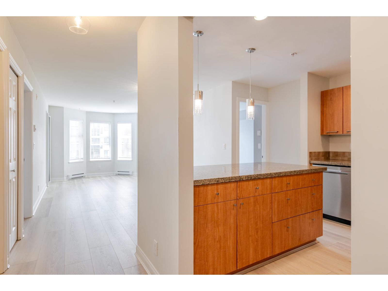 311 5438 198 Street, Langley, British Columbia  V3A 1G2 - Photo 11 - R3153756