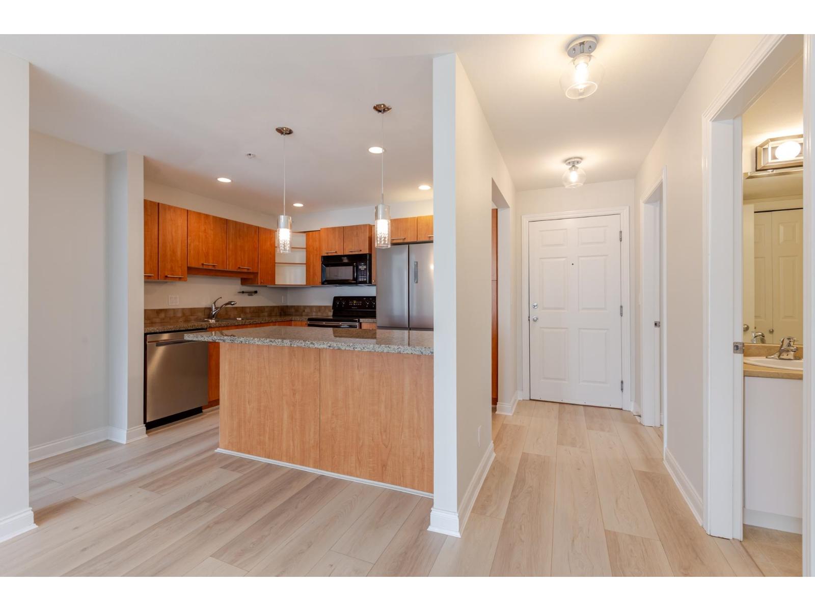 311 5438 198 Street, Langley, British Columbia  V3A 1G2 - Photo 9 - R3153756