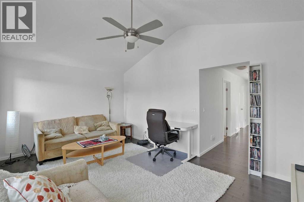 48 Sundown Common, Cochrane, Alberta  T4C 2M9 - Photo 31 - A2327842