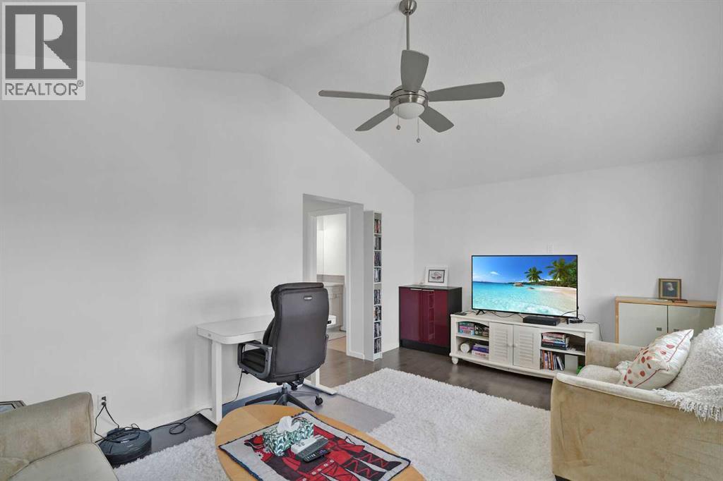 48 Sundown Common, Cochrane, Alberta  T4C 2M9 - Photo 32 - A2327842