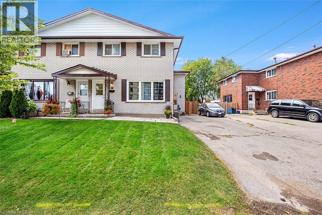 80 & 82 DELAWANA Drive, Hamilton, Ontario