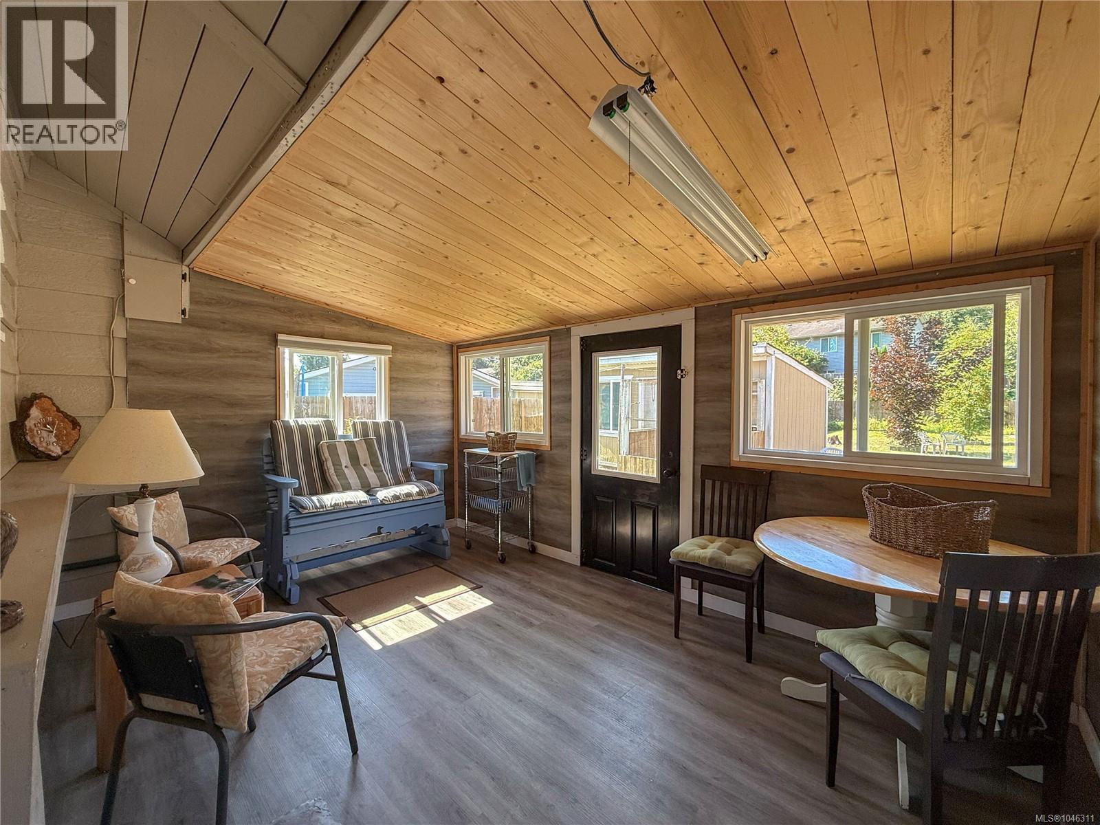 2361 Campbell River Rd, Campbell River, British Columbia  V9W 4N9 - Photo 16 - 1046311