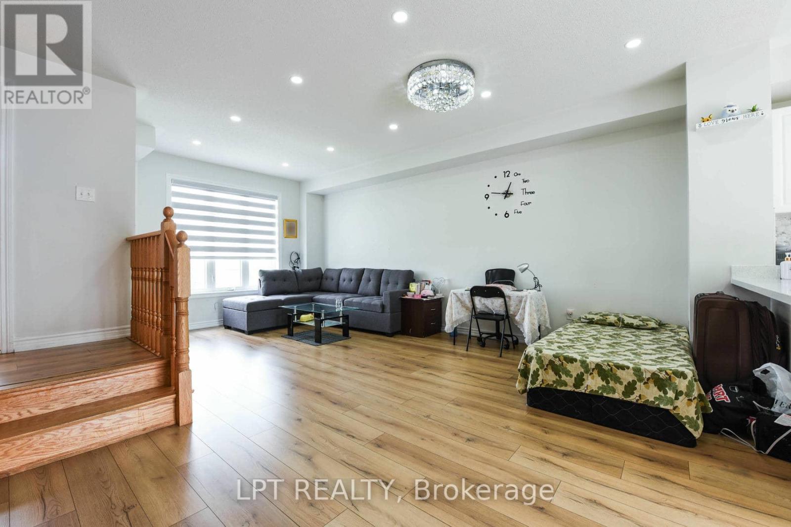 17 Gilford Street, Brampton, Ontario  L6X 0E4 - Photo 11 - W13647706