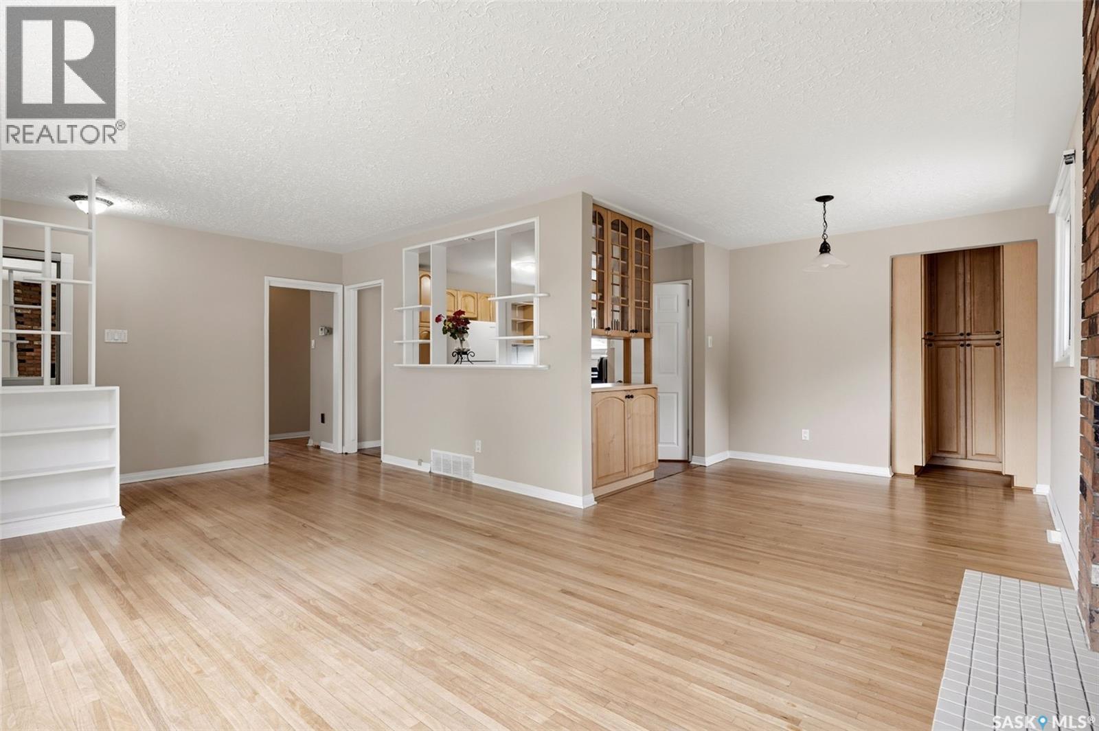 202 Mccannel Street, Regina, Saskatchewan  S4R 3V1 - Photo 7 - SK044936