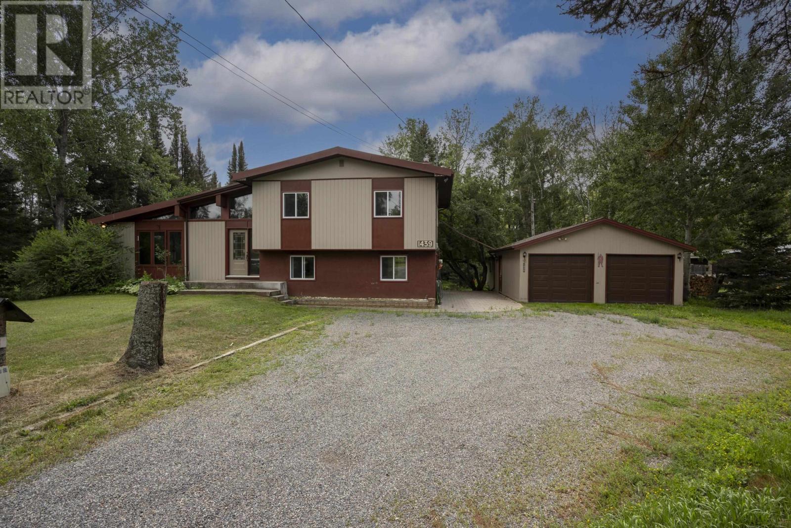 1439 Louis ST, Thunder Bay, Ontario