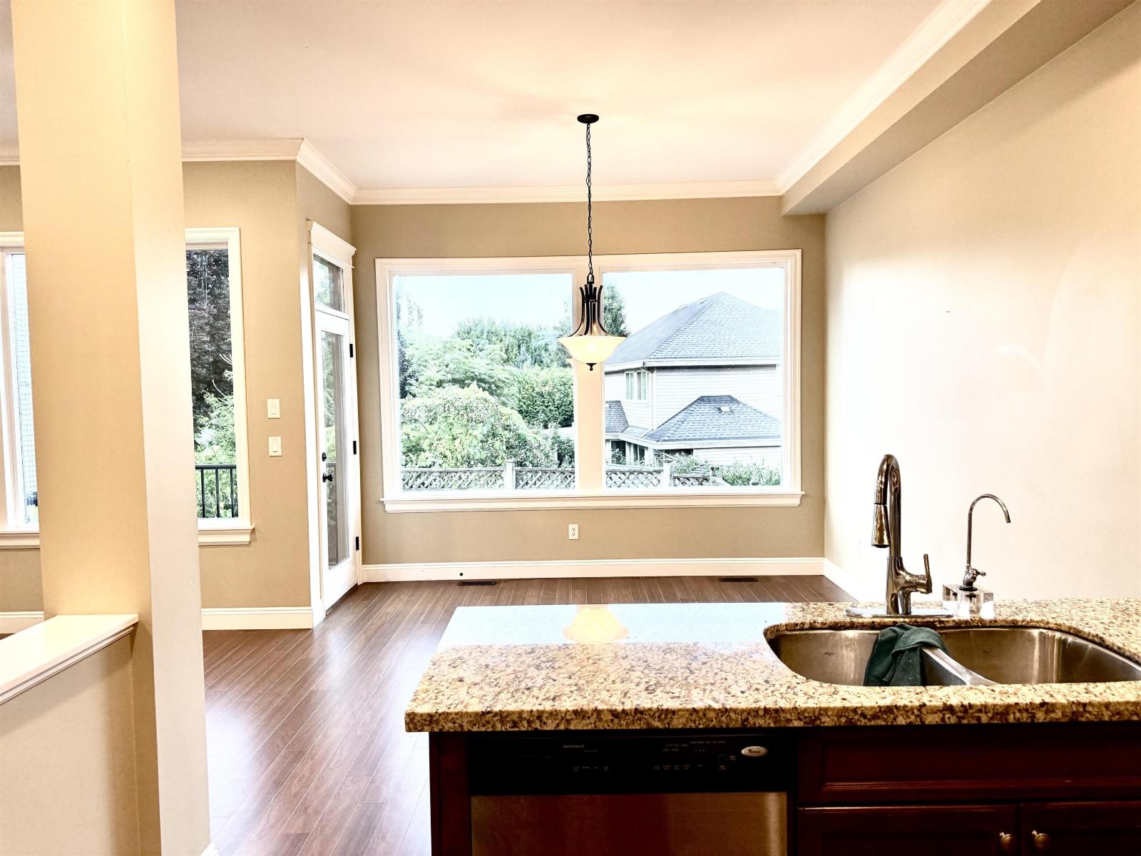 1664 King George Boulevard, Surrey, British Columbia  V4A 4Z8 - Photo 17 - R3153582