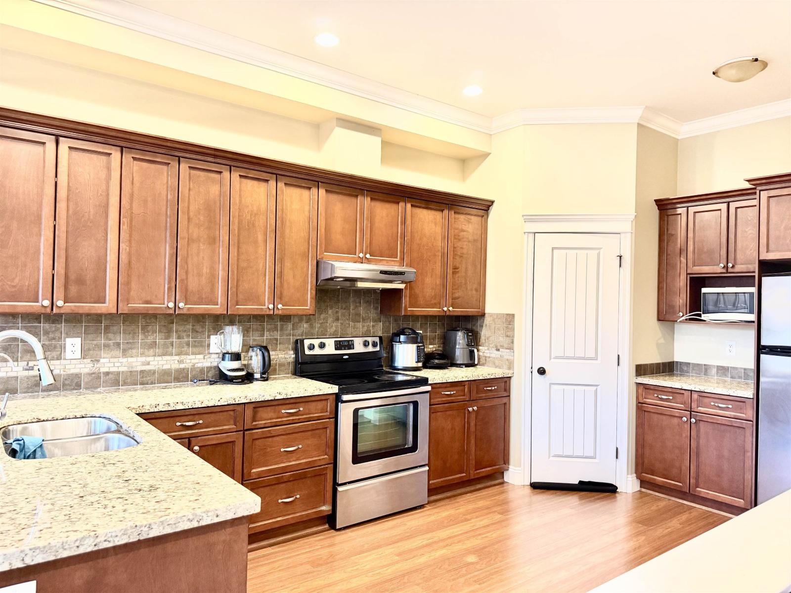 1664 King George Boulevard, Surrey, British Columbia  V4A 4Z8 - Photo 16 - R3153582