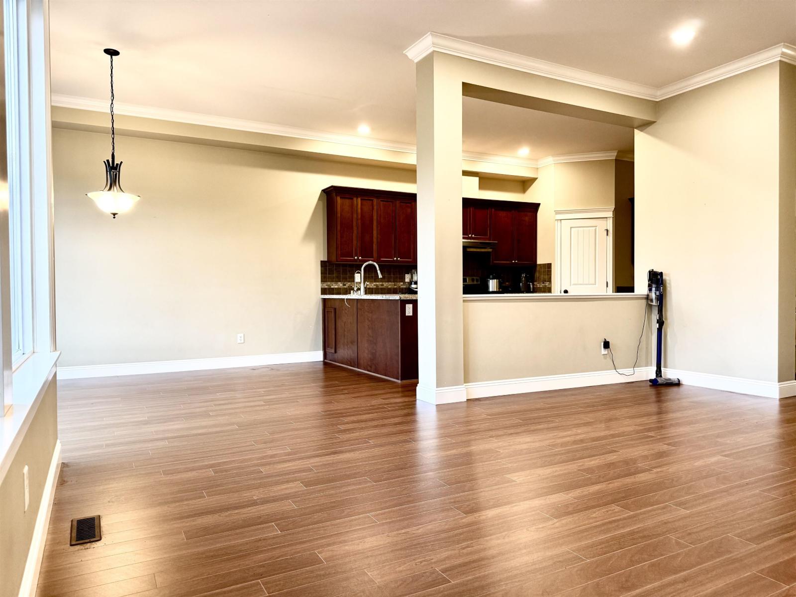 1664 King George Boulevard, Surrey, British Columbia  V4A 4Z8 - Photo 12 - R3153582