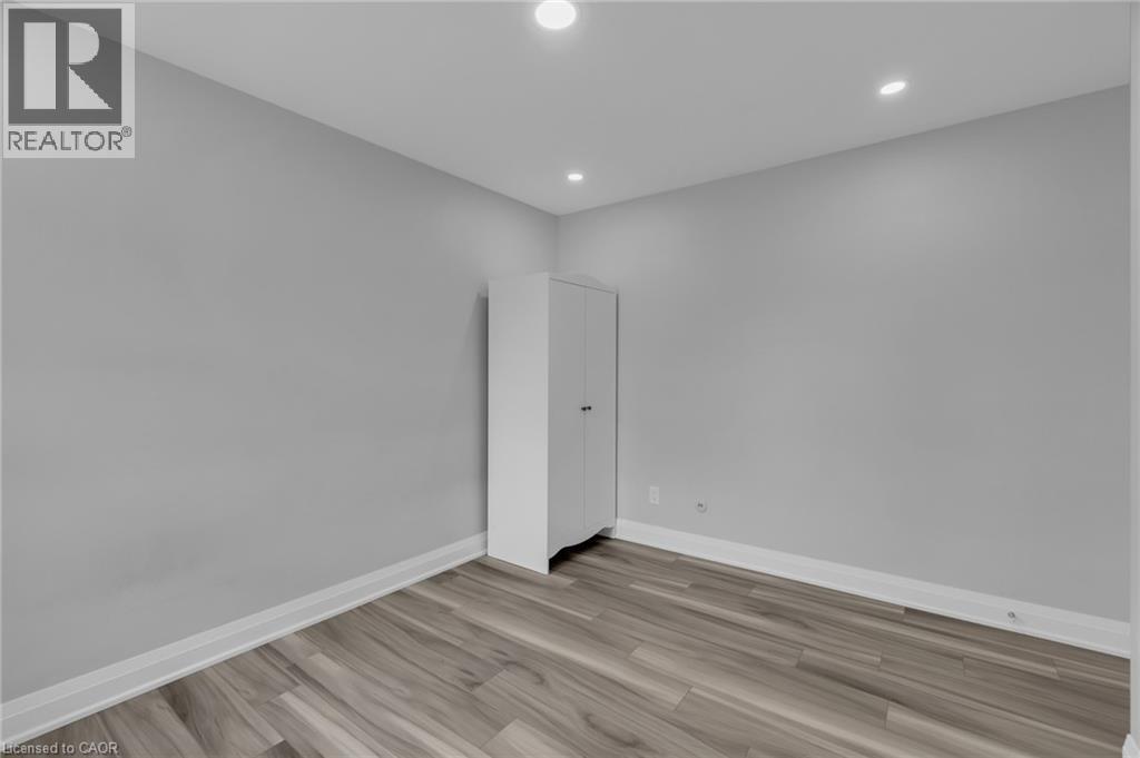 197 Troy Street, Mississauga, Ontario  L5G 1S9 - Photo 21 - 40846347