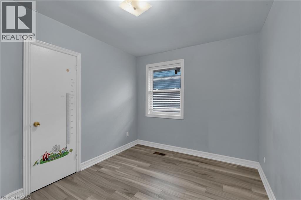 197 Troy Street, Mississauga, Ontario  L5G 1S9 - Photo 19 - 40846347