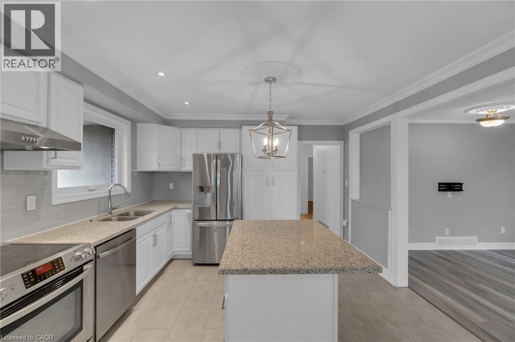 197 Troy Street, Mississauga, Ontario  L5G 1S9 - Photo 10 - 40846347