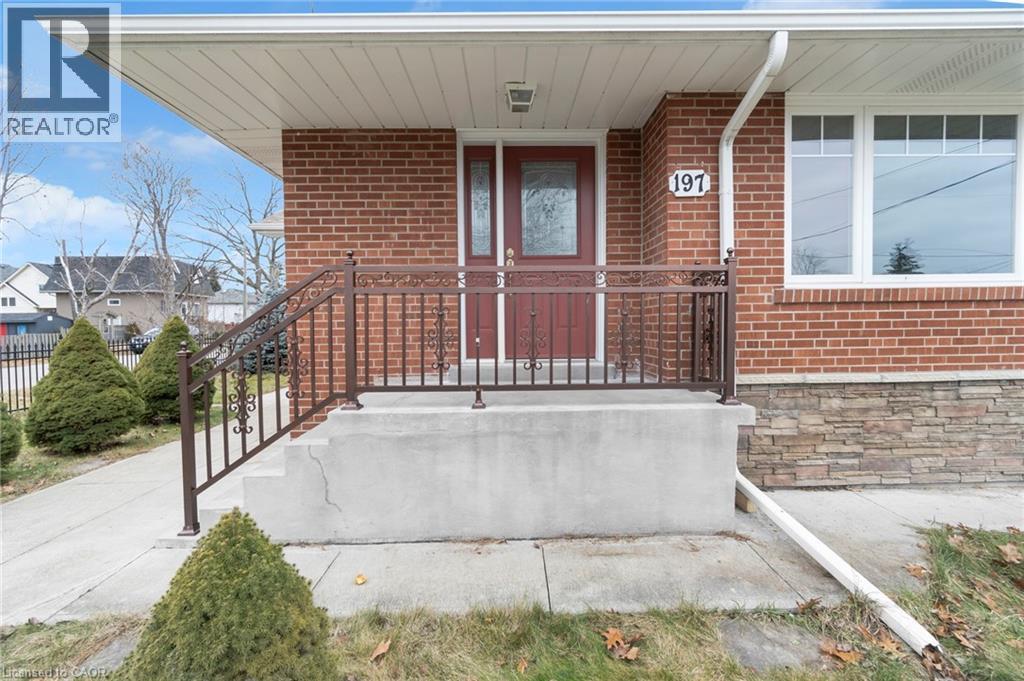 197 Troy Street, Mississauga, Ontario  L5G 1S9 - Photo 4 - 40846347