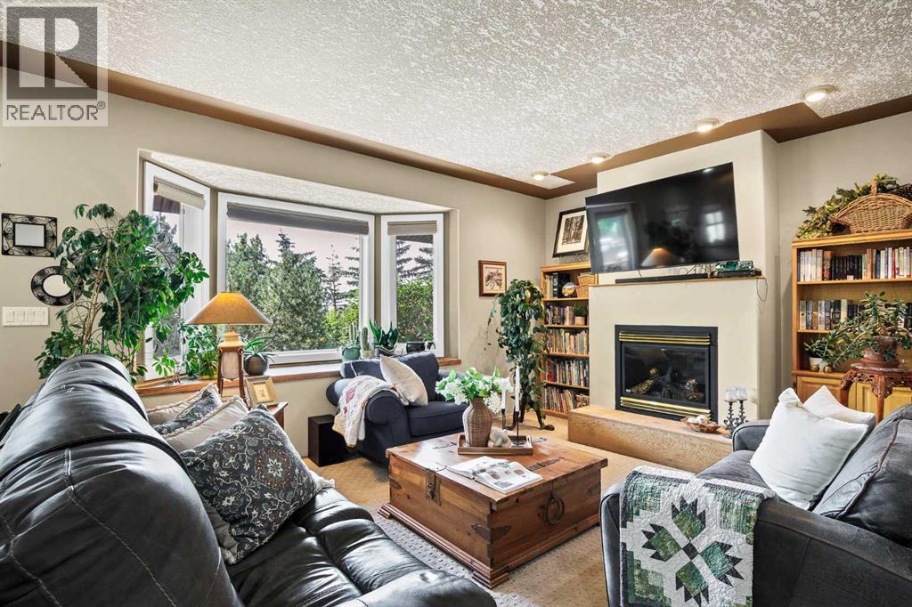 280166 Twp Rd 240, Chestermere, Alberta  T1X 0K5 - Photo 9 - A2333053