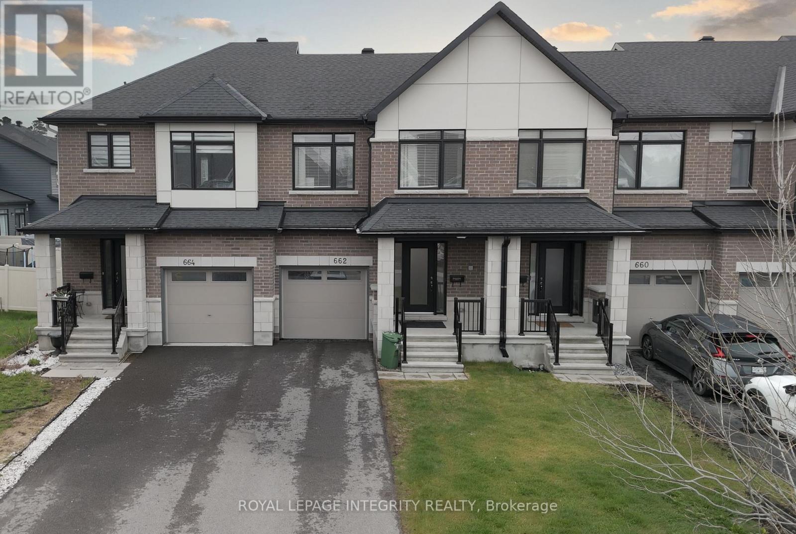 662 PUTNEY CRESCENT, Ottawa, Ontario