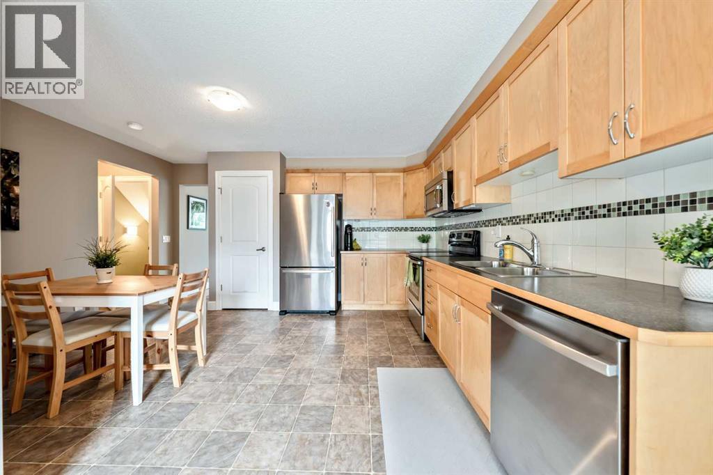 1333 Windstone Road SW, Airdrie, Alberta  T4B 0N7 - Photo 5 - A2333573