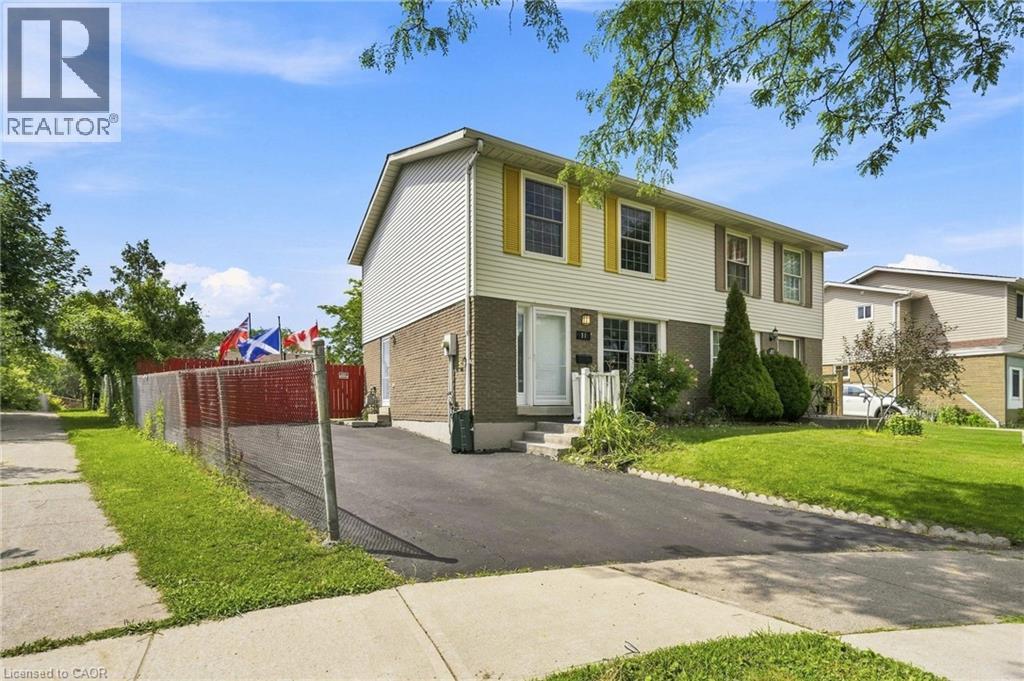 31 Belleau Street, Hamilton, Ontario  L8J 1N1 - Photo 3 - 40854074