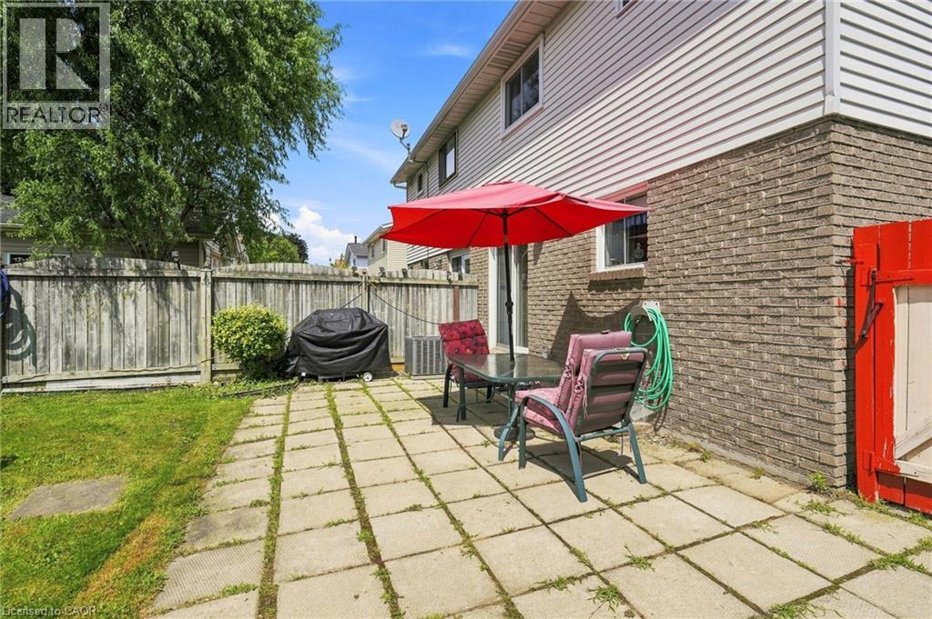 31 Belleau Street, Hamilton, Ontario  L8J 1N1 - Photo 44 - 40854074