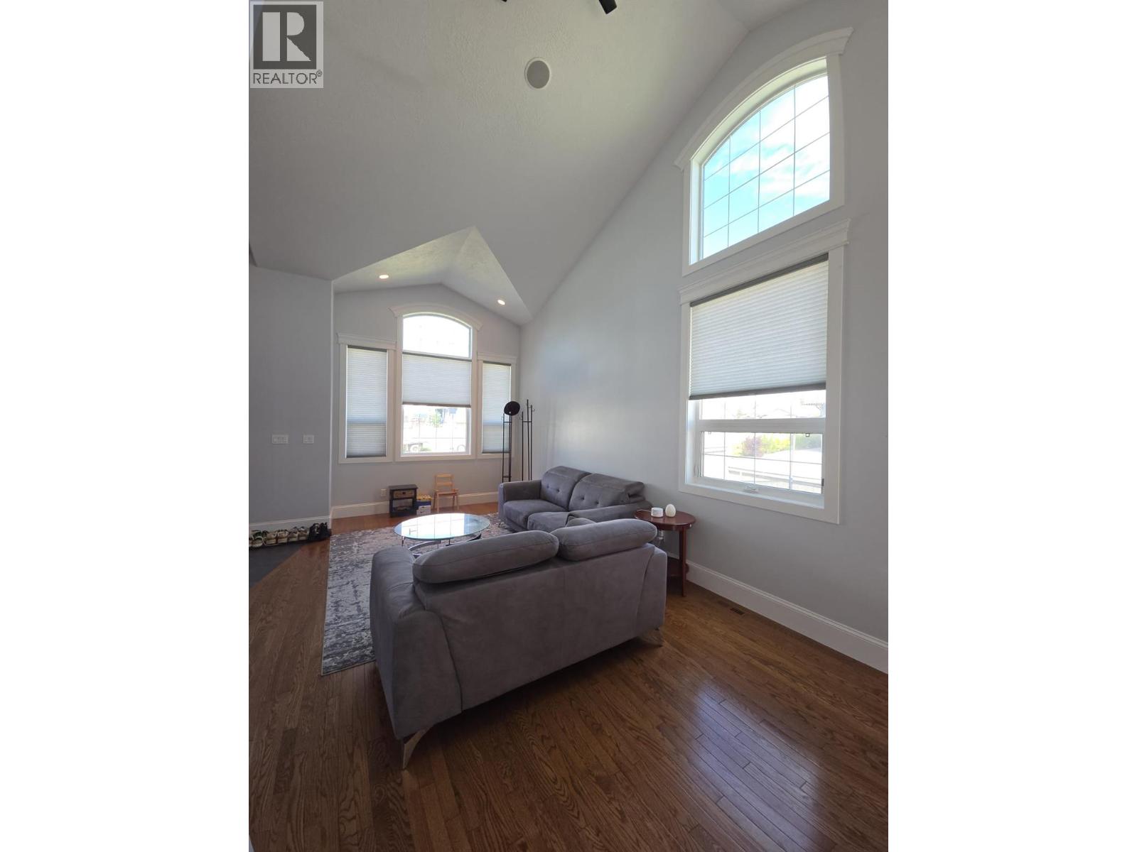 901 89 Avenue, Dawson Creek, British Columbia  V1G 0A8 - Photo 5 - 10397014