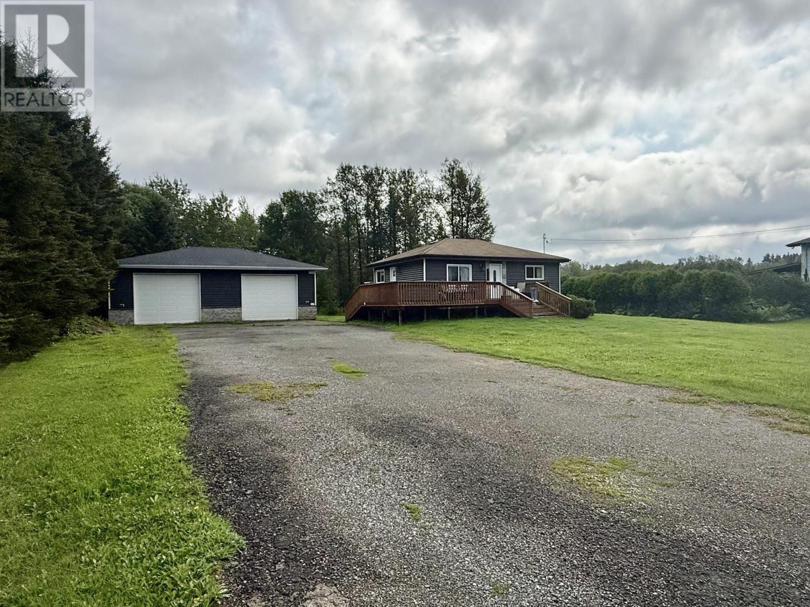4168 Vanguard Ave, Thunder Bay, Ontario  P7K 1C9 - Photo 3 - TB2602288