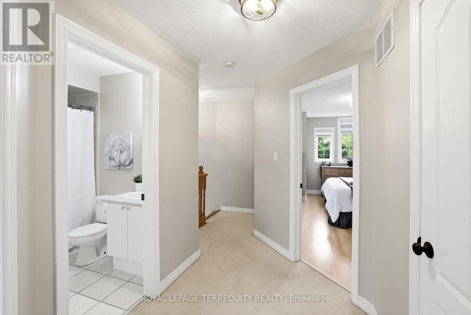 8 Sinden Drive, Whitby, Ontario  L1M 2B8 - Photo 34 - E13650666
