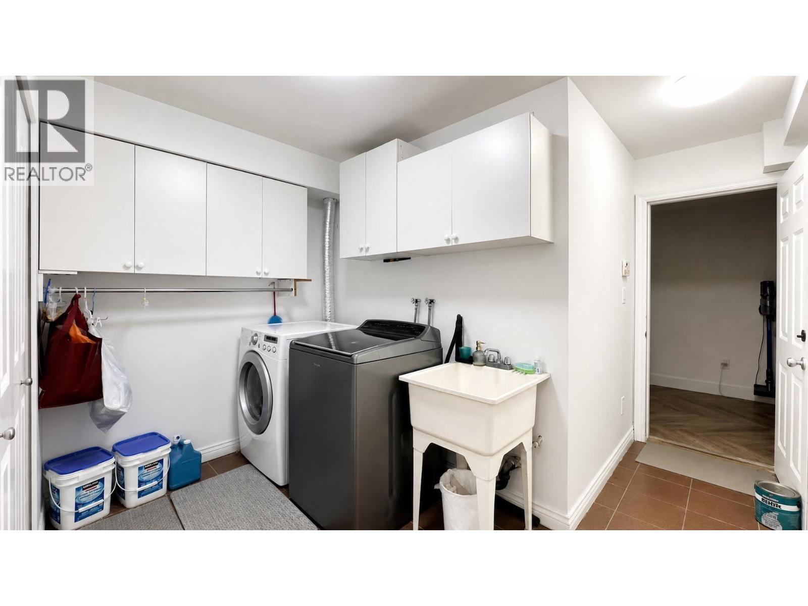 7979 11th Avenue, Burnaby, British Columbia  V3N 2N5 - Photo 30 - R3153766