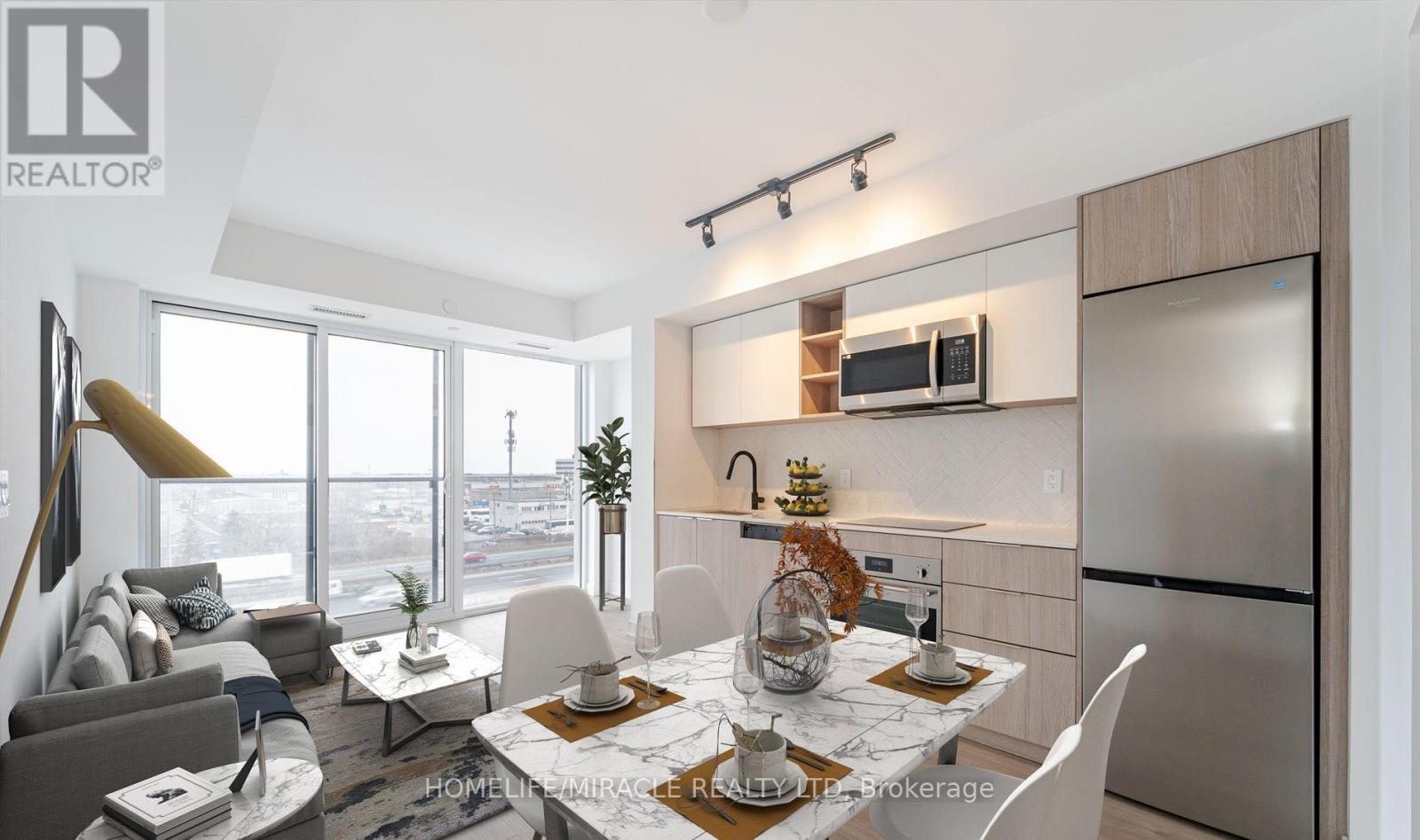 327 - 36 Zorra Street, Toronto, Ontario  M8Z 0G9 - Photo 3 - W13639800