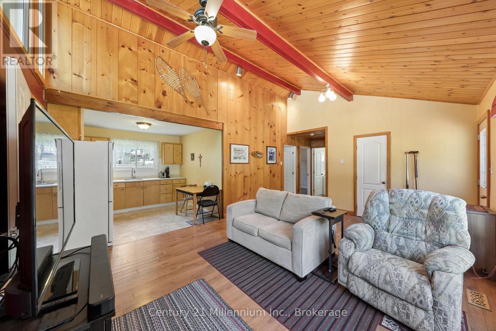 25 Glendale Avenue, Wasaga Beach, Ontario  L9Z 2T1 - Photo 8 - S13651848