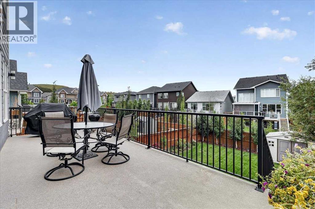 137 Cranbrook Cove SE, Calgary, Alberta  T3M 2S9 - Photo 14 - A2333775