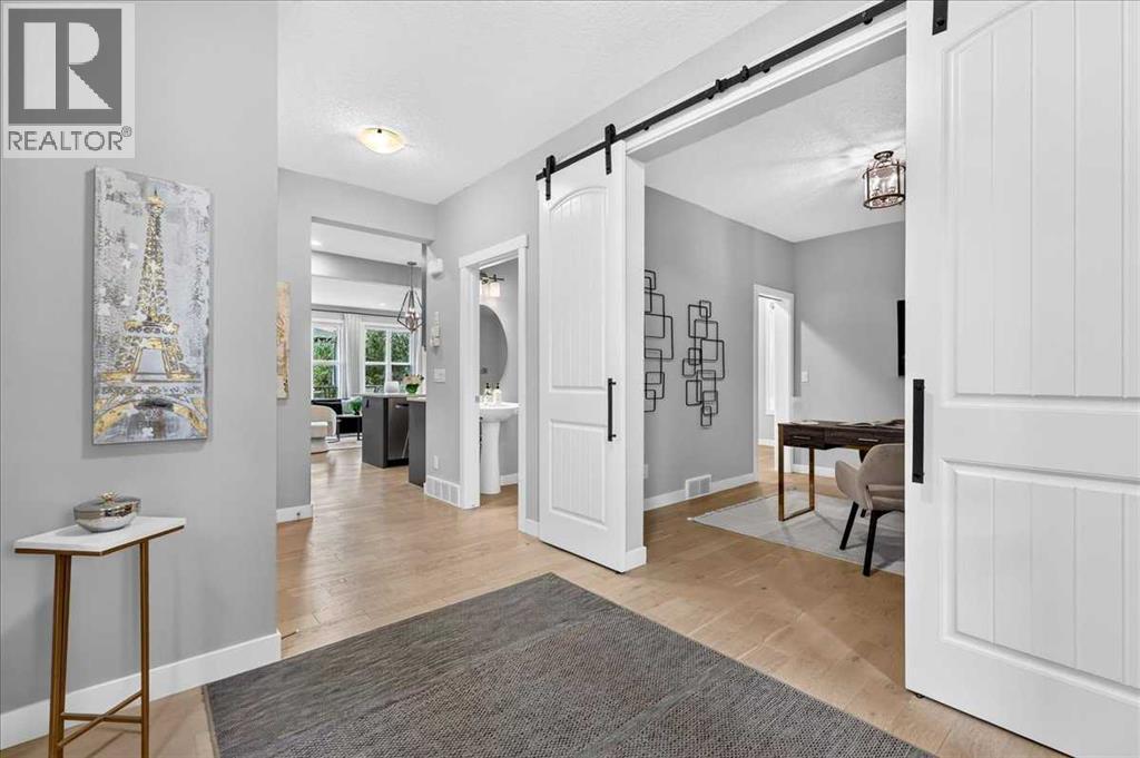 137 Cranbrook Cove SE, Calgary, Alberta  T3M 2S9 - Photo 2 - A2333775