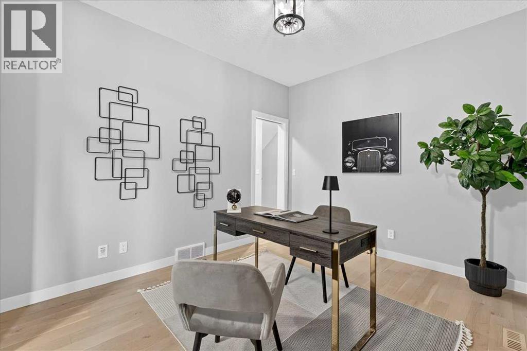 137 Cranbrook Cove SE, Calgary, Alberta  T3M 2S9 - Photo 3 - A2333775