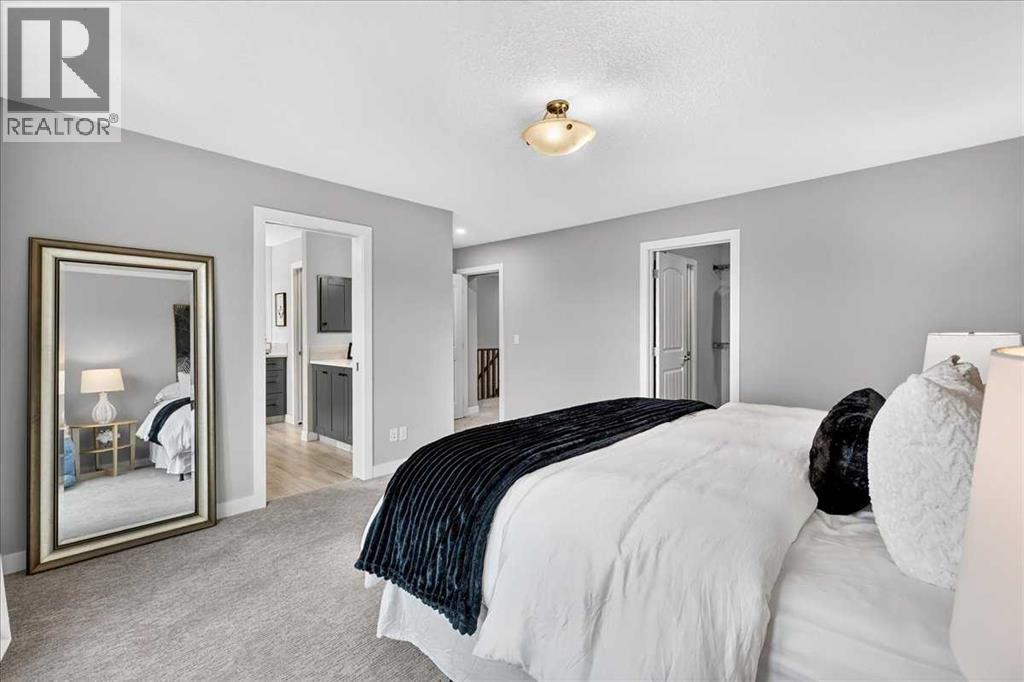 137 Cranbrook Cove SE, Calgary, Alberta  T3M 2S9 - Photo 33 - A2333775