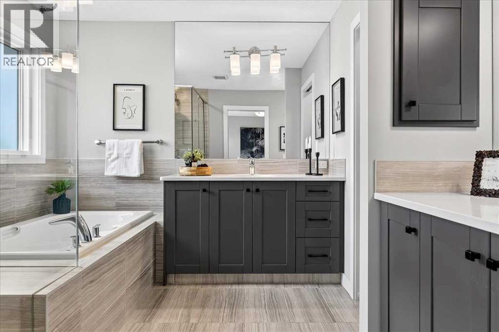 137 Cranbrook Cove SE, Calgary, Alberta  T3M 2S9 - Photo 34 - A2333775