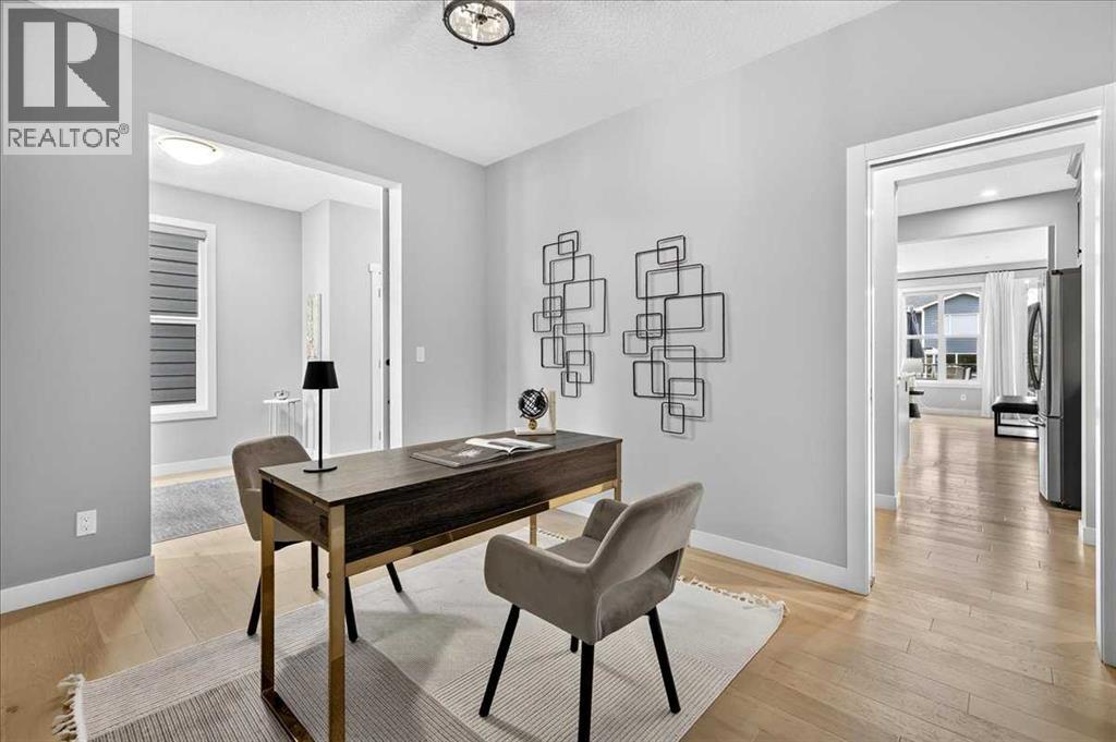 137 Cranbrook Cove SE, Calgary, Alberta  T3M 2S9 - Photo 4 - A2333775