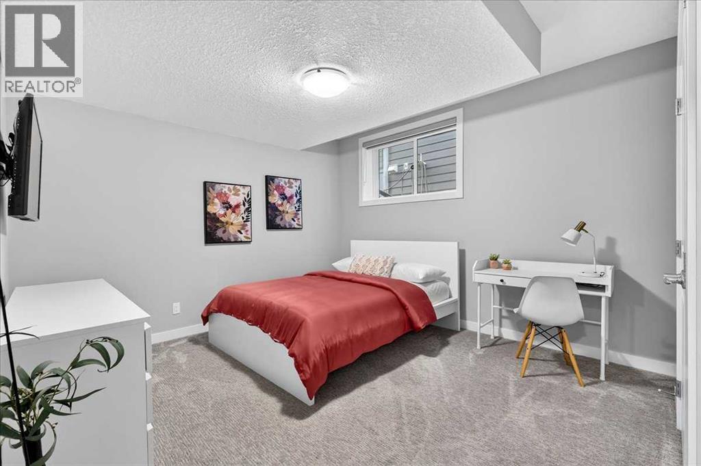 137 Cranbrook Cove SE, Calgary, Alberta  T3M 2S9 - Photo 43 - A2333775