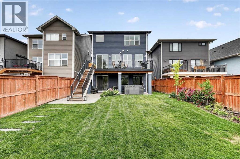 137 Cranbrook Cove SE, Calgary, Alberta  T3M 2S9 - Photo 47 - A2333775
