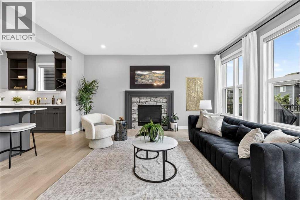 137 Cranbrook Cove SE, Calgary, Alberta  T3M 2S9 - Photo 7 - A2333775