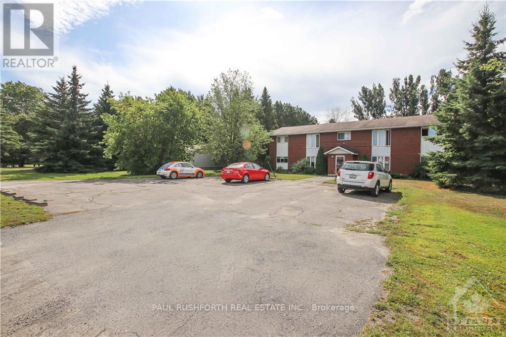 4 - 750 Notre Dame Street, Russell, Ontario K0A 1W0 - Photo 2 - X13566162