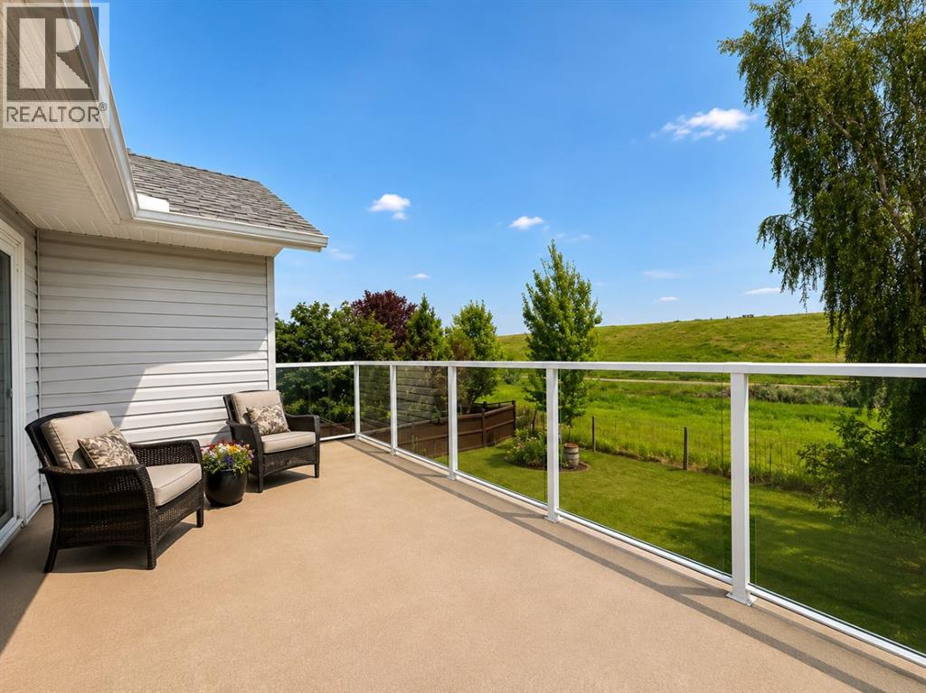 10 Valley Ridge Place NE, Diamond Valley, Alberta  T0L 0H0 - Photo 12 - A2296117