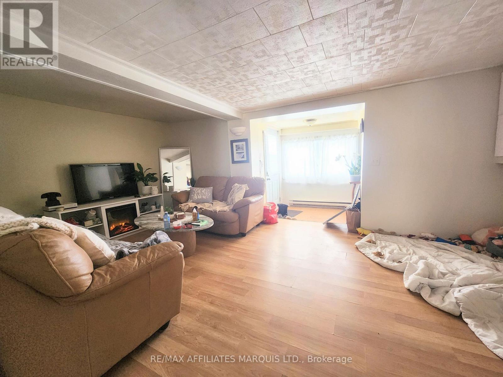 12 - 12a Cartier Avenue, Cornwall, Ontario  K6J 4B4 - Photo 2 - X13651844