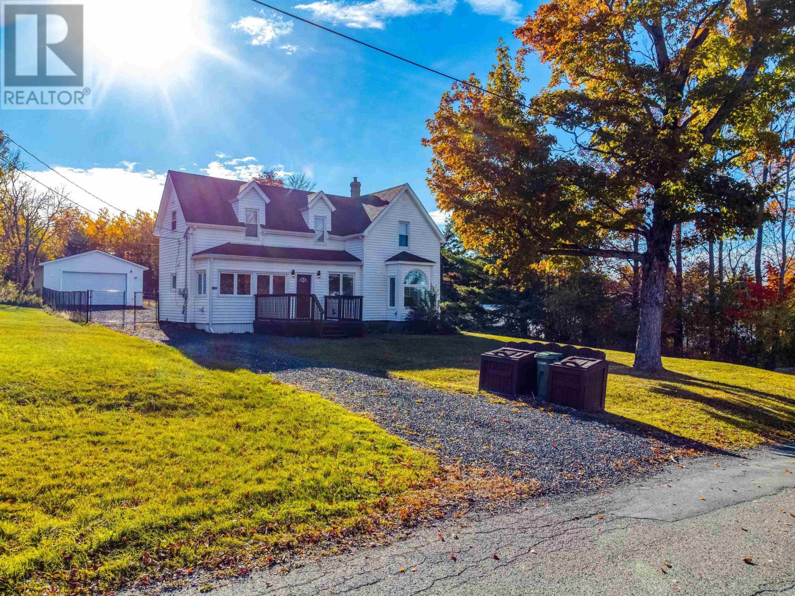 1745 Victoria Street, Westville, Nova Scotia  B0K 2A0 - Photo 4 - 202617067