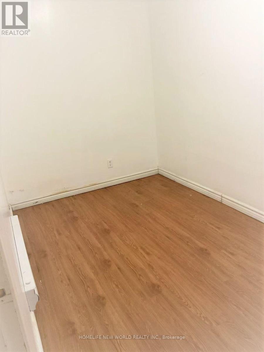 Lower Level Basement - 584 Dundas Street W, Toronto, Ontario M5T 1H5 - Photo 12 - C13651828