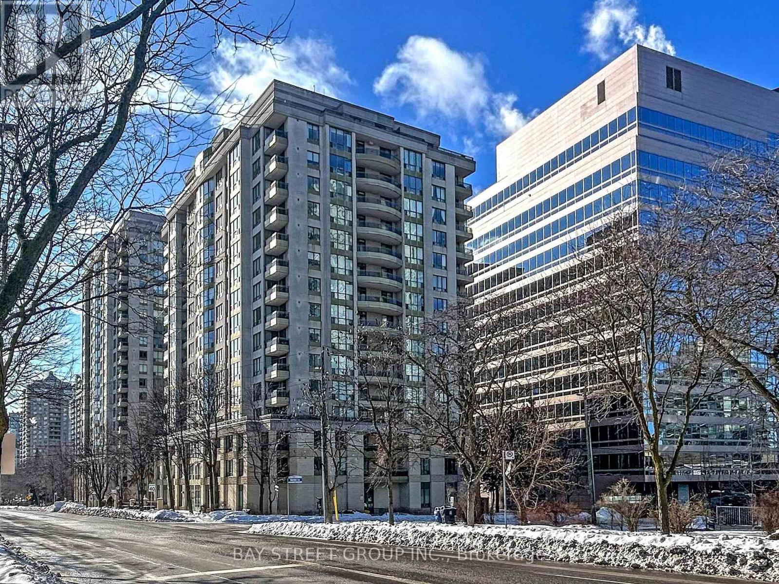 906 - 260 DORIS AVENUE, Toronto, Ontario