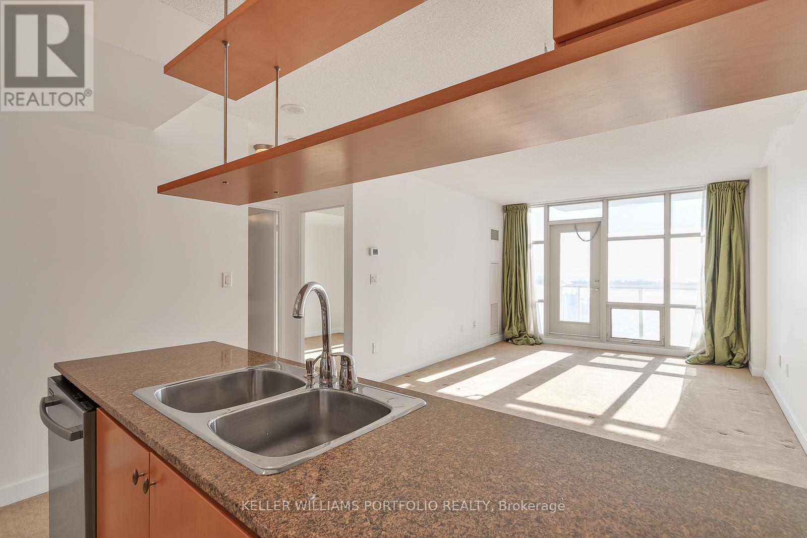2910 - 10 Navy Wharf Court, Toronto, Ontario  M5V 3V2 - Photo 8 - C13651898