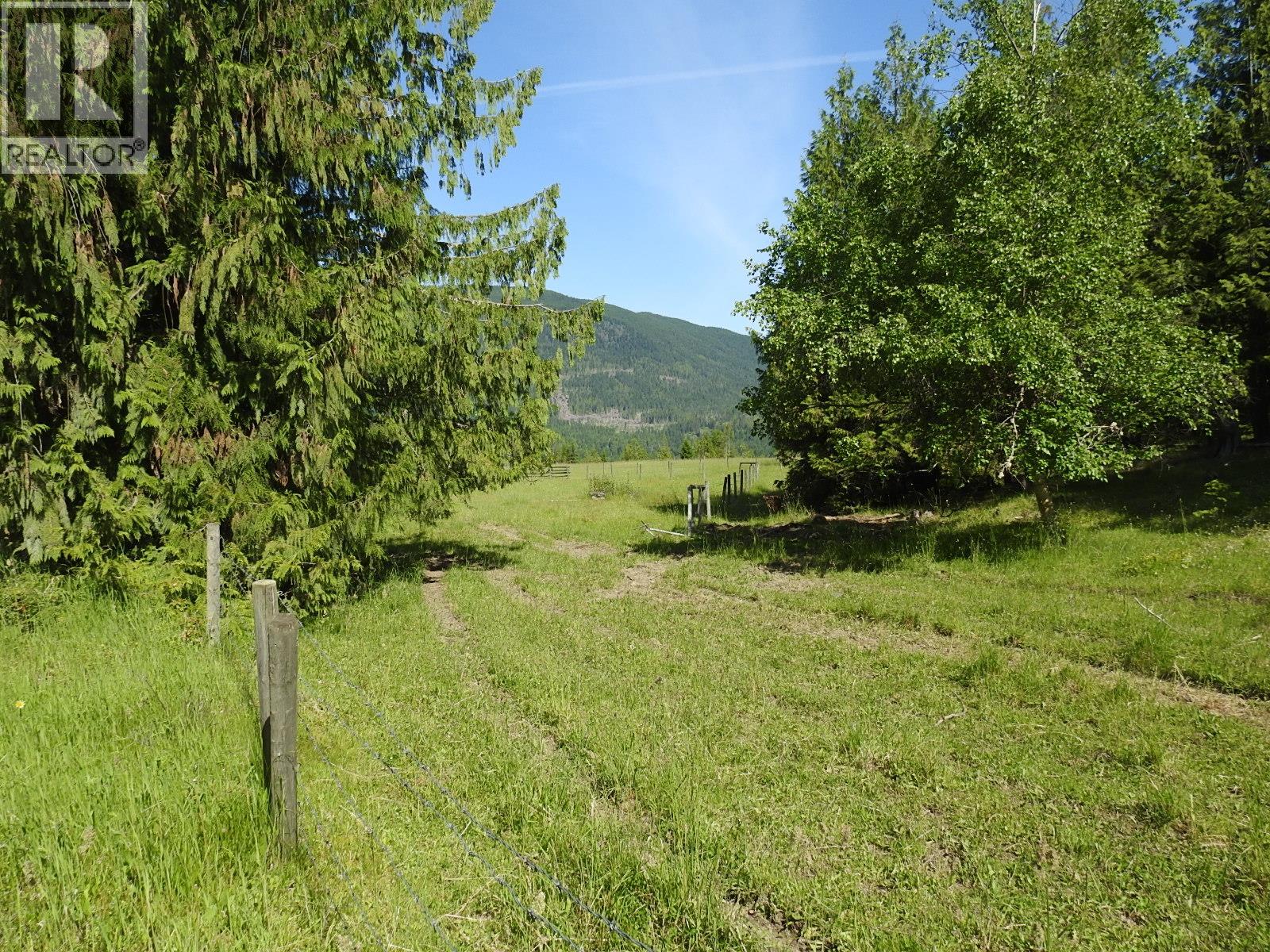43 Sigalet Road, Lumby, British Columbia  V0E 2G6 - Photo 56 - 10371756
