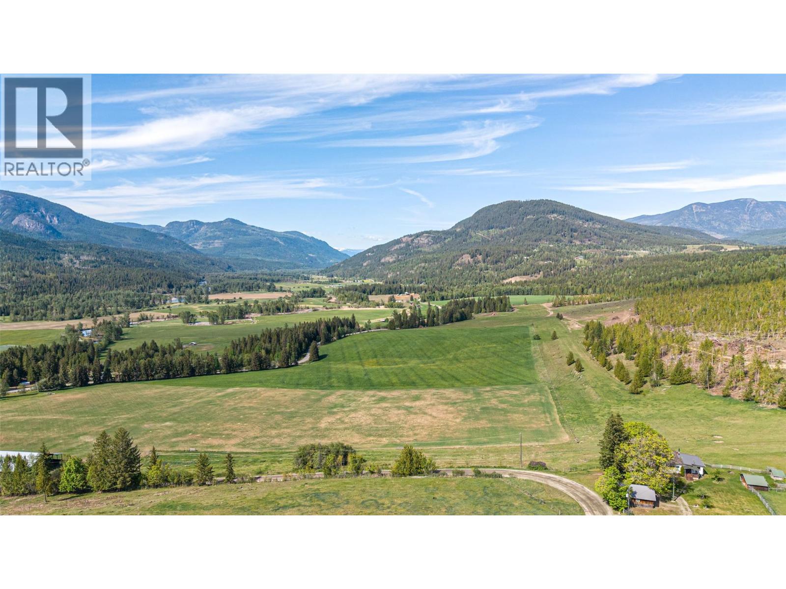 43 Sigalet Road, Lumby, British Columbia  V0E 2G6 - Photo 11 - 10376662