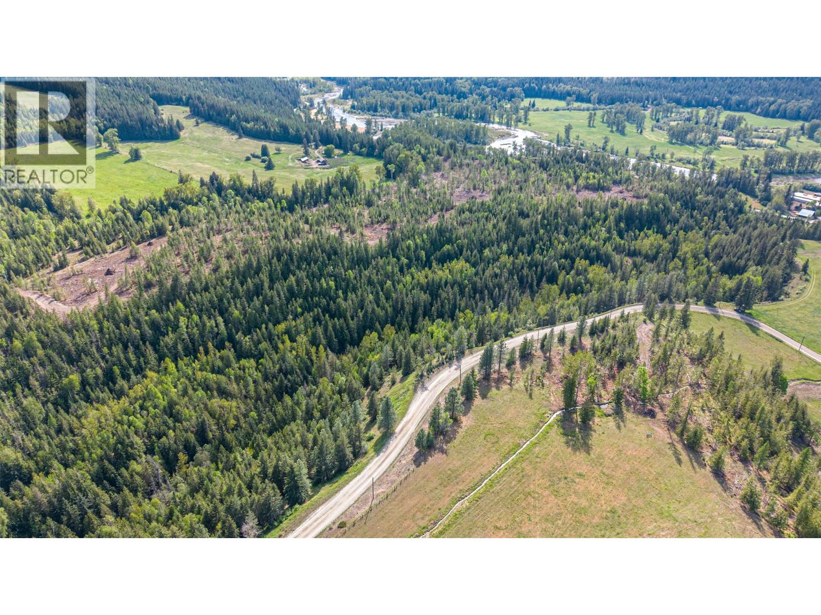 43 Sigalet Road, Lumby, British Columbia  V0E 2G6 - Photo 6 - 10376662