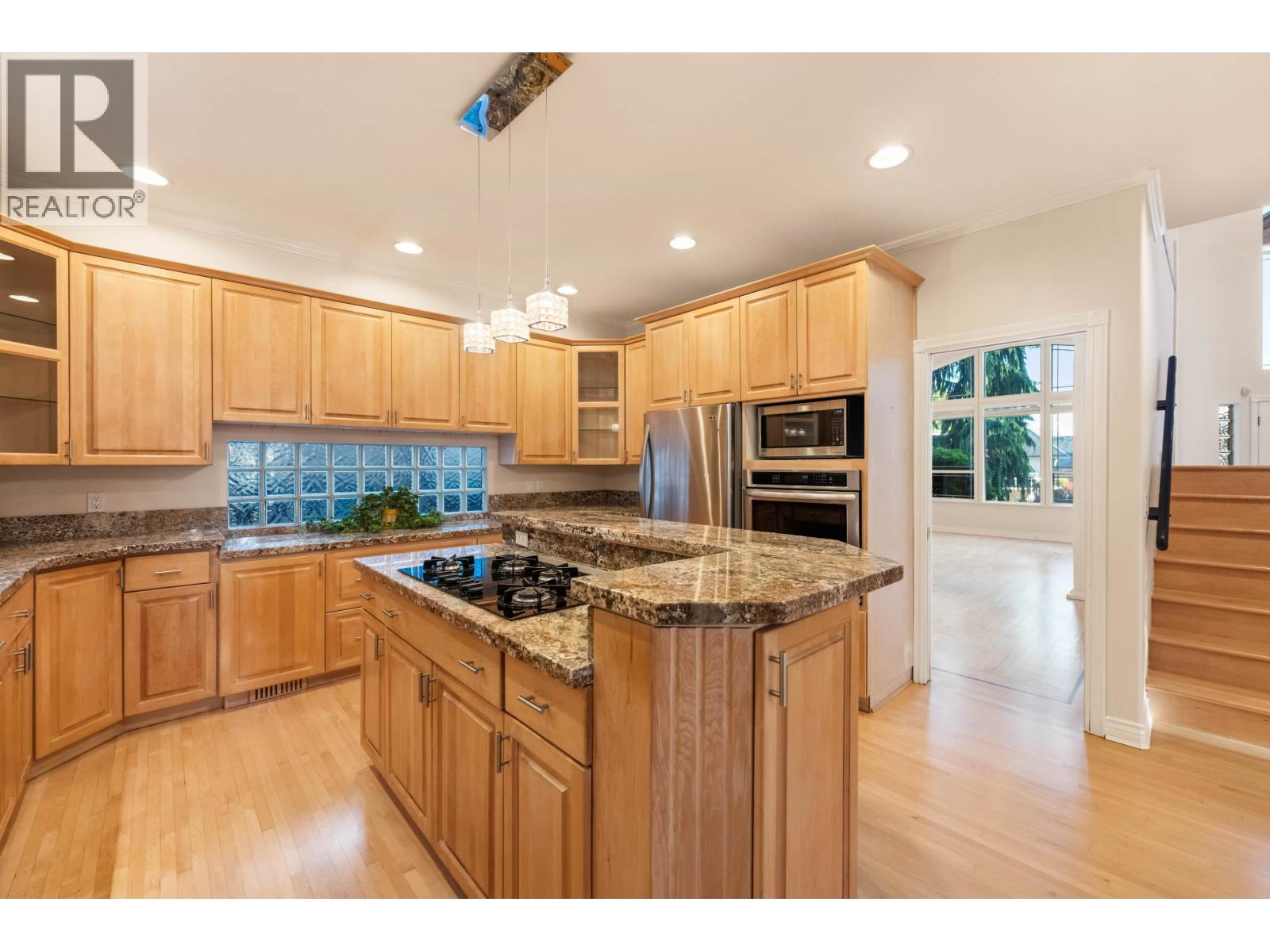 1522 Whitebark Place, Coquitlam, British Columbia  V3E 2V8 - Photo 7 - R3137439