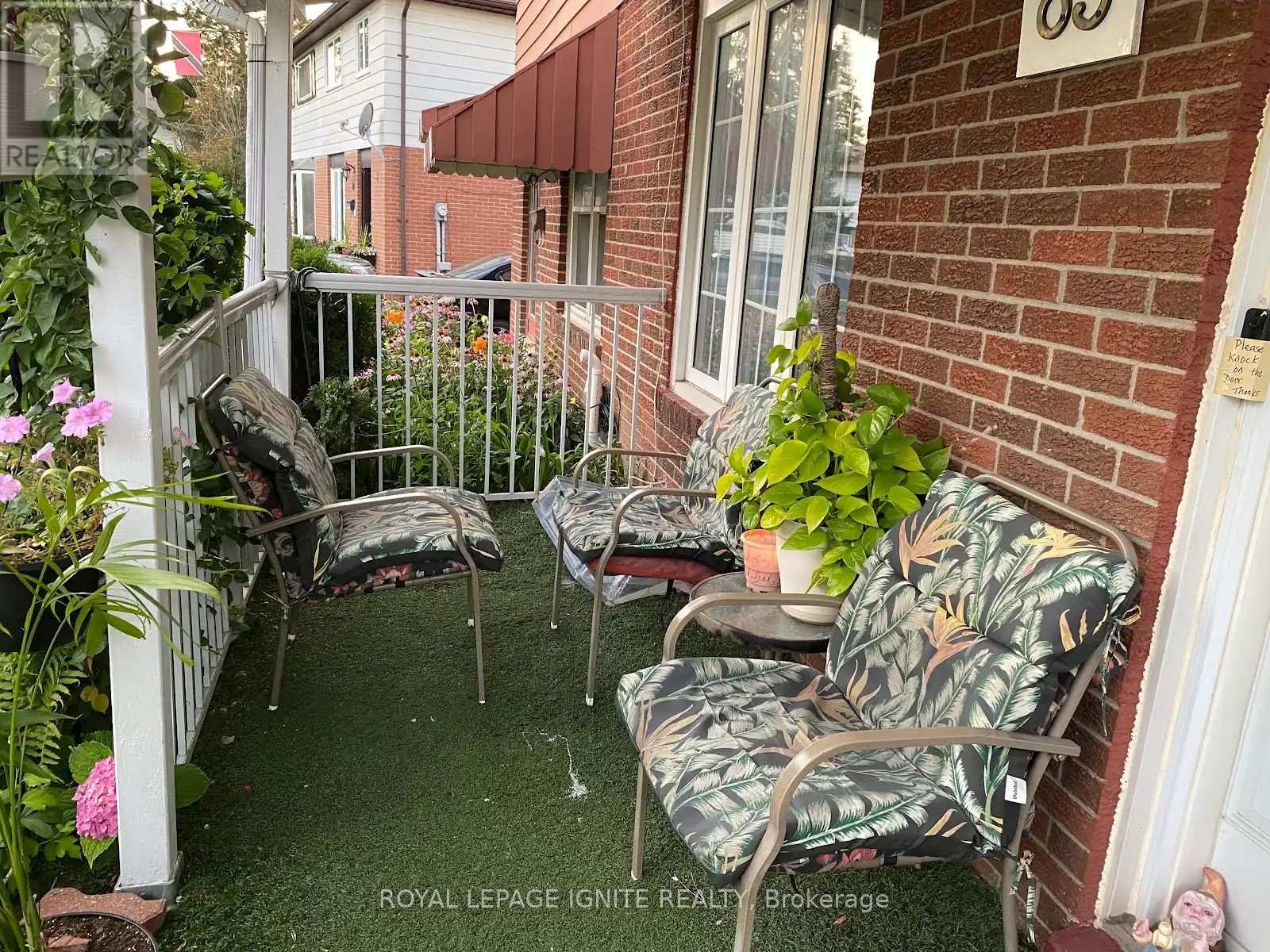 83 Coxworth Crescent, Toronto, Ontario  M1B 1E2 - Photo 4 - E13651918