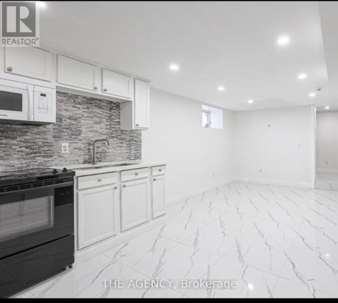 Bsmt - 66 Hogarth Street, Oshawa, Ontario  L1H 1Y6 - Photo 4 - E13651920